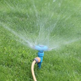 sistema de riego por aspersion casero